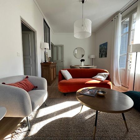 Nimes , Appartement Renove Dans Immeuble Classe. Nîmes Exterior foto