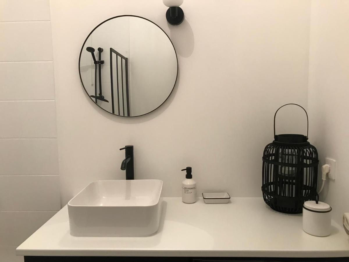 Nimes , Appartement Renove Dans Immeuble Classe. Nîmes Exterior foto