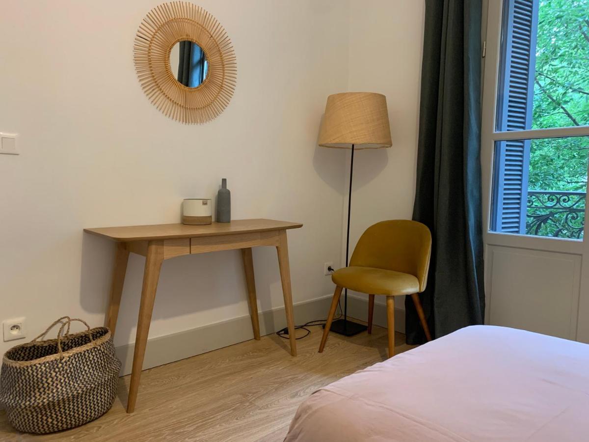 Nimes , Appartement Renove Dans Immeuble Classe. Nîmes Exterior foto